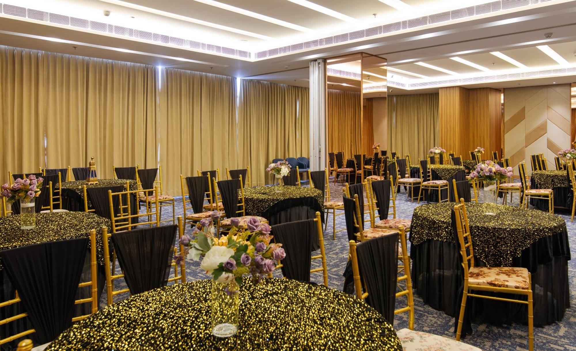 Hometel Alambagh - A Sarovar Hotel 4*