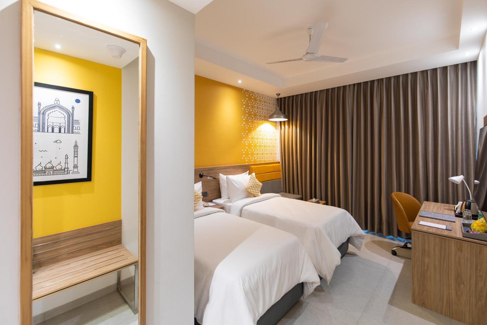 Hometel Alambagh - A Sarovar Hotel Lucknow