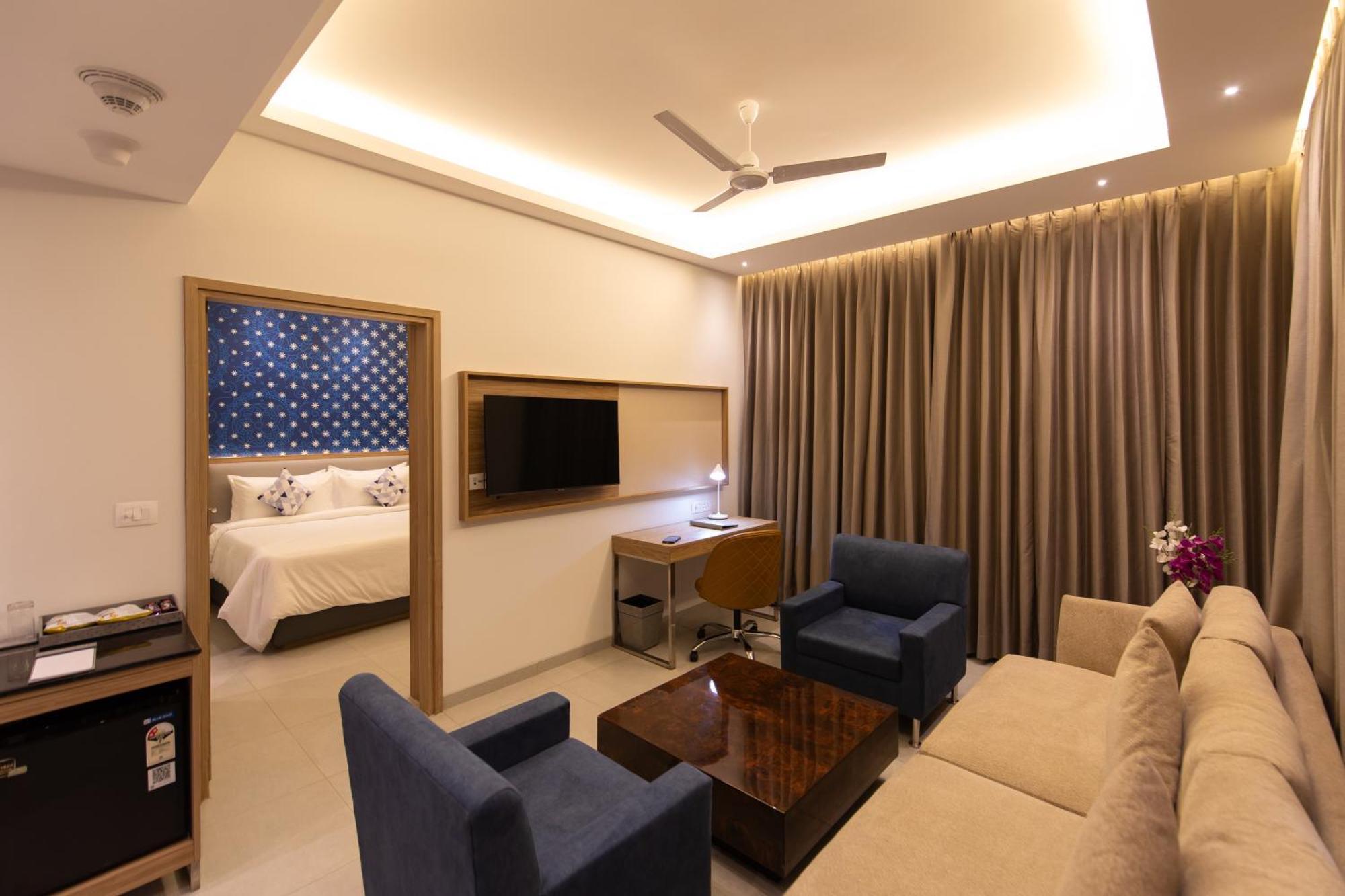 Hotel Hometel Alambagh - A Sarovar Lucknow